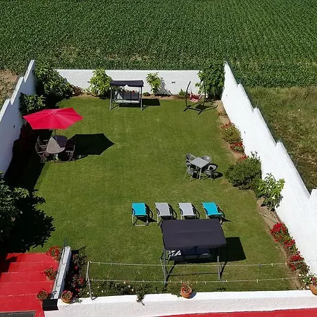 Wonder House Feteiras