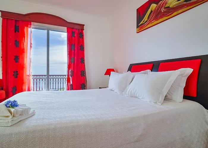 Wonder House Feteiras